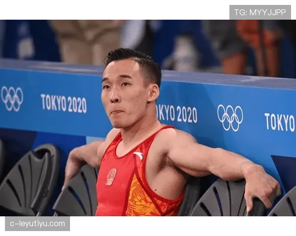 肖若腾晒家中早餐照,孩子涂鸦满墙旁堆着限量球鞋——我笑到尴尬 肖若腾晒家中早餐照,孩子涂鸦满墙旁堆着限量球鞋——我笑到尴尬